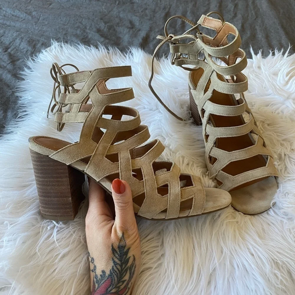 Franco Sarto/ Beige Suede Cage Connie Mules - Picture 3 of 7